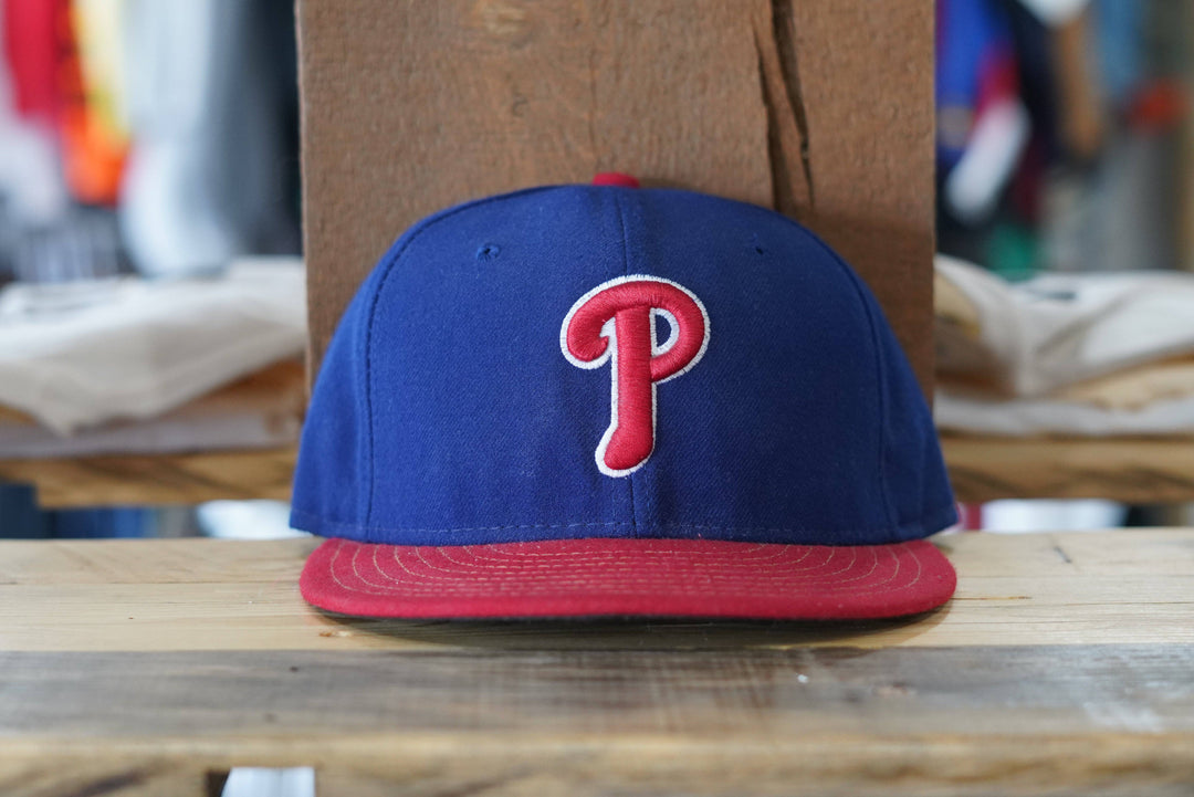 Deadstock Phillies New Era Size 7 - West Block Vintage