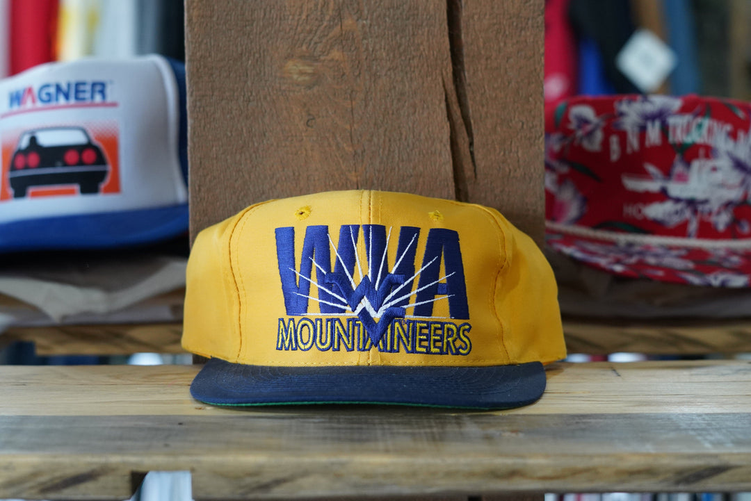 Vintage West Virginia Youngan Signatures Script SnapBack - West Block Vintage