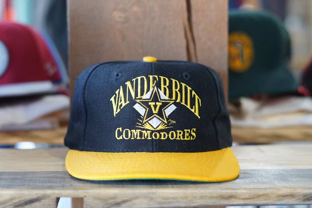 Vintage Dead-stock  Signature Series Vanderbilt Snapback - West Block Vintage