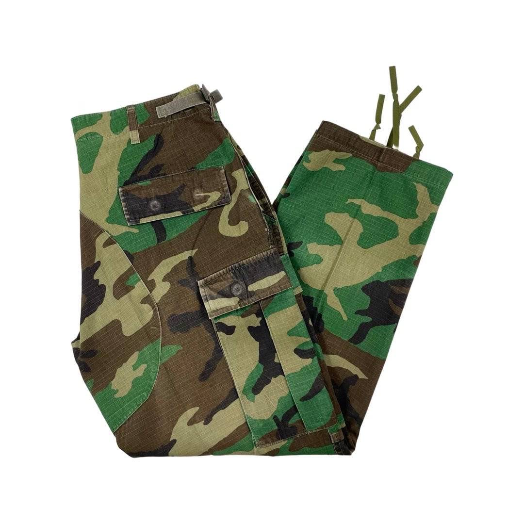 90s Camo Hunting Jeans 32x27 - West Block Vintage